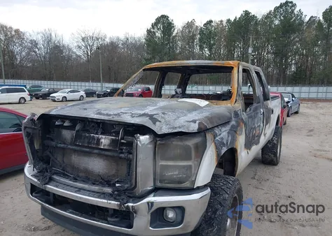 2016 Ford F-250 Lariat z USA, uszkodzony, nr VIN 1FT7W2BT9GEB82584